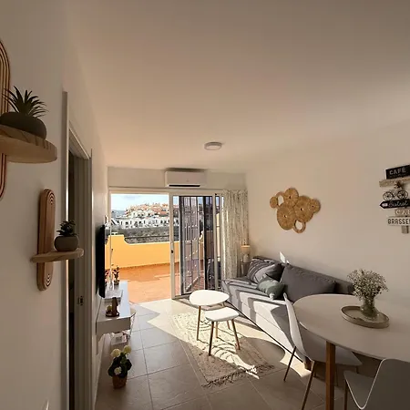 Sunny Loma De Appartamento *
